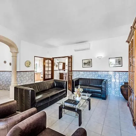 Areias De Sao Joao Sleeps 10 Pool Air Con Вилла *